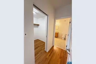 53 W Palisade Avenue 402 #402, Englewood, NJ 07631 - Photo 11