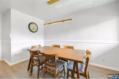 300 Gorge Road 8 #8, Cliffside Park, NJ 07010 - Photo 11