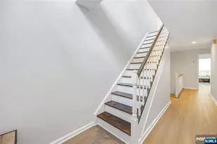 300 Gorge Road 8, Cliffside Park, NJ 07010 - Photo 15