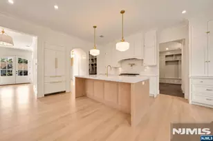 331 Martom Rd, Wyckoff Township, NJ 07481 - Photo 7