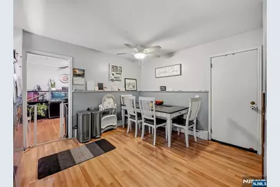 33 Prospect Street, Paramus, NJ 07652 - Photo 11