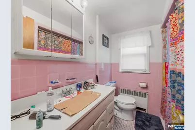 33 Prospect Street, Paramus, NJ 07652 - Photo 23