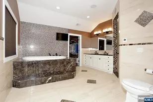 39 Burton Ave, Hasbrouck Heights, NJ 07604 - Photo 29