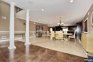 39 Burton Ave, Hasbrouck Heights, NJ 07604 - Photo 9