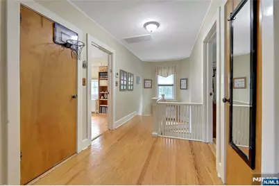 431 Maitland Avenue, Teaneck Township, NJ 07666 - Photo 11