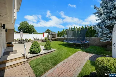 234 Hillside Avenue, Saddle Brook Township, NJ 07663 - Photo 7