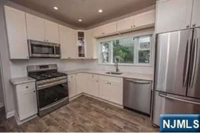 310 Union Street, Carlstadt, NJ 07072 - Photo 9