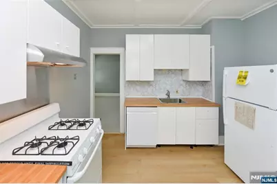 99 E Hunter Avenue, Maywood, NJ 07607 - Photo 7