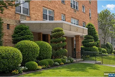 25 Jefferson Street 3D #3D, Hackensack, NJ 07601 - Photo 1