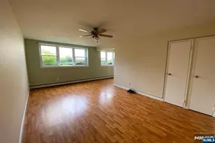 35 S Willow Street A1, Montclair, NJ 07042 - Photo 5