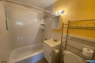 35 S Willow Street A1, Montclair, NJ 07042 - Photo 7