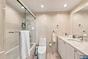 7855 Blvd East 20F, North Bergen, NJ 07047 - Photo 27