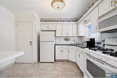 101 John Street, Clifton, NJ 07013 - Photo 7