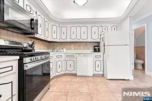 57 Reilly Ct, Hackensack, NJ 07601 - Photo 11