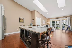 1002 Boxwood Ct, Mahwah, NJ 07430 - Photo 7