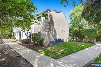 45 Colonial Village Drive 45 #45, Hillsdale, NJ 07642 - Photo 23