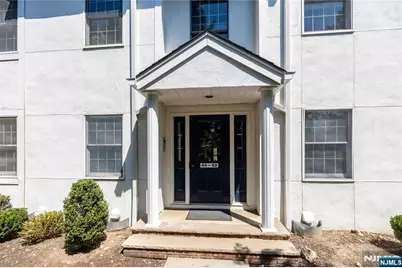 45 Colonial Village Drive 45 #45, Hillsdale, NJ 07642 - Photo 3
