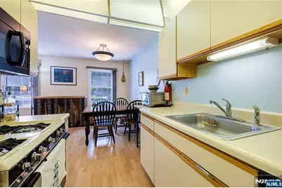 45 Colonial Village Drive 45 #45, Hillsdale, NJ 07642 - Photo 11
