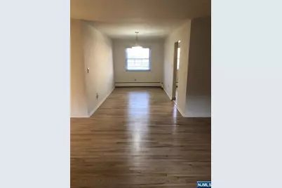 65 Hawthorne Place, Montclair, NJ 07042 - Photo 7