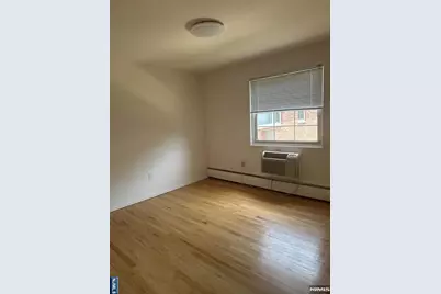 65 Hawthorne Place, Montclair, NJ 07042 - Photo 13