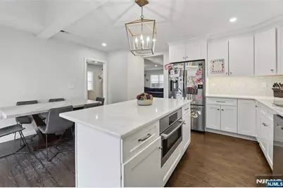373 Briarcliff Road, Teaneck Township, NJ 07666 - Photo 9