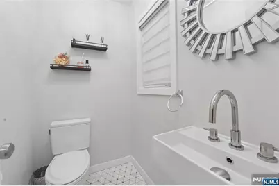 373 Briarcliff Road, Teaneck Township, NJ 07666 - Photo 11