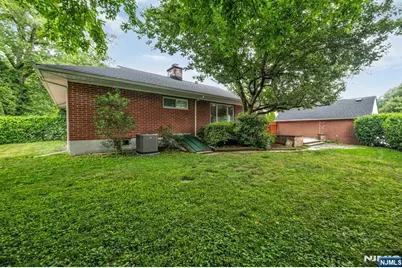574 Chestnut Street, Washington Township, NJ 07676 - Photo 31