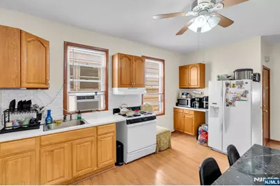152 Devon Terrace, Kearny, NJ 07032 - Photo 15