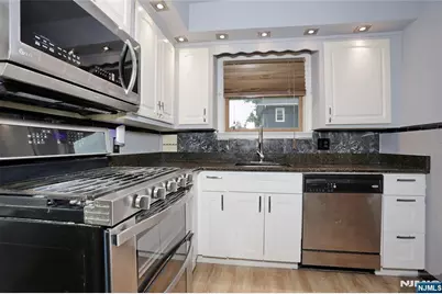 443 Center Street, Wood Ridge, NJ 07075 - Photo 17