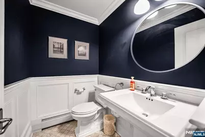 687 East Drive, Oradell, NJ 07649 - Photo 17