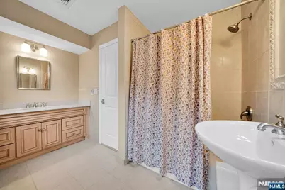 687 East Drive, Oradell, NJ 07649 - Photo 29