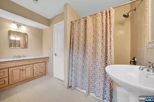 687 East Dr, Oradell, NJ 07649 - Photo 29