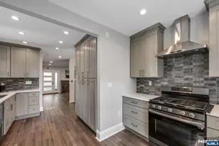 1275 Princeton Rd, Teaneck Township, NJ 07666 - Photo 11