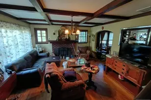 216 N Ross Pl, Ho Ho Kus, NJ 07423 - Photo 3