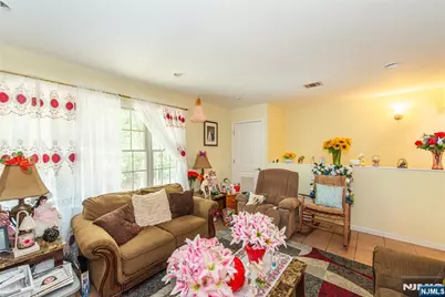 56 Garden, Woodland Park, NJ 07424 - Photo 41