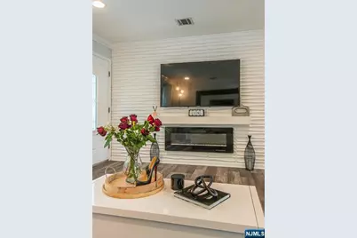 56 Garden, Woodland Park, NJ 07424 - Photo 15