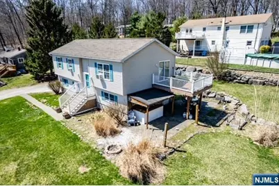 106 Starlight Road, West Milford, NJ 07480 - Photo 5