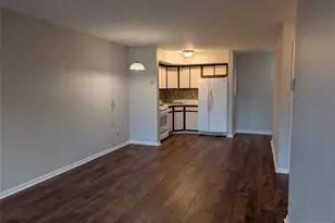 2021 Hawthorne Ln, Mahwah, NJ 07430 - Photo 9