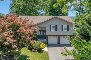 15 Sunset Pl, Emerson, NJ 07630 - Photo 1