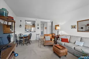 1104 City Pl, Edgewater, NJ 07020 - Photo 5