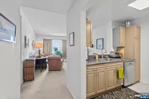 1104 City Pl, Edgewater, NJ 07020 - Photo 13