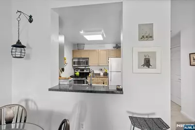 1104 City Place, Edgewater, NJ 07020 - Photo 7