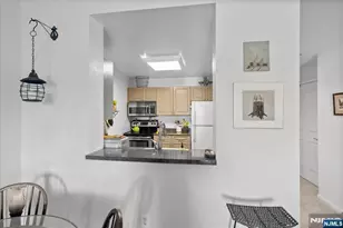 1104 City Pl, Edgewater, NJ 07020 - Photo 7