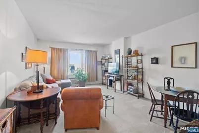 1104 City Place, Edgewater, NJ 07020 - Photo 3