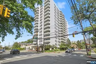 1600 Center Ave 1 A, Fort Lee, NJ 07024 - Photo 1
