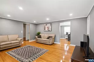 57 Clark Ct 57, Rutherford, NJ 07070 - Photo 3