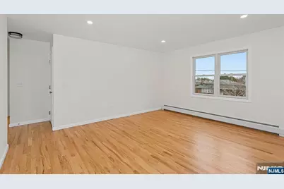 150 Arlington 2 #2, Clifton, NJ 07011 - Photo 11