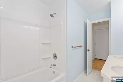 150 Arlington 2 #2, Clifton, NJ 07011 - Photo 9
