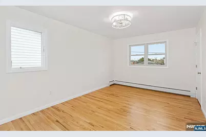 150 Arlington 2 #2, Clifton, NJ 07011 - Photo 13