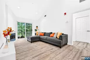486 Cambridge Dr, Butler, NJ 07405 - Photo 15